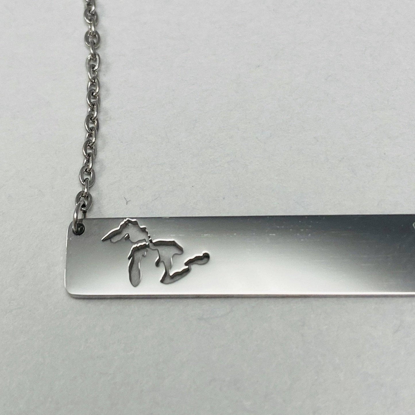 Great Lakes Cutout Bar Pendant, Horizontal Silver