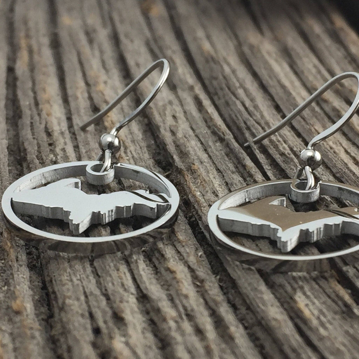 UP Circle Outline Earrings