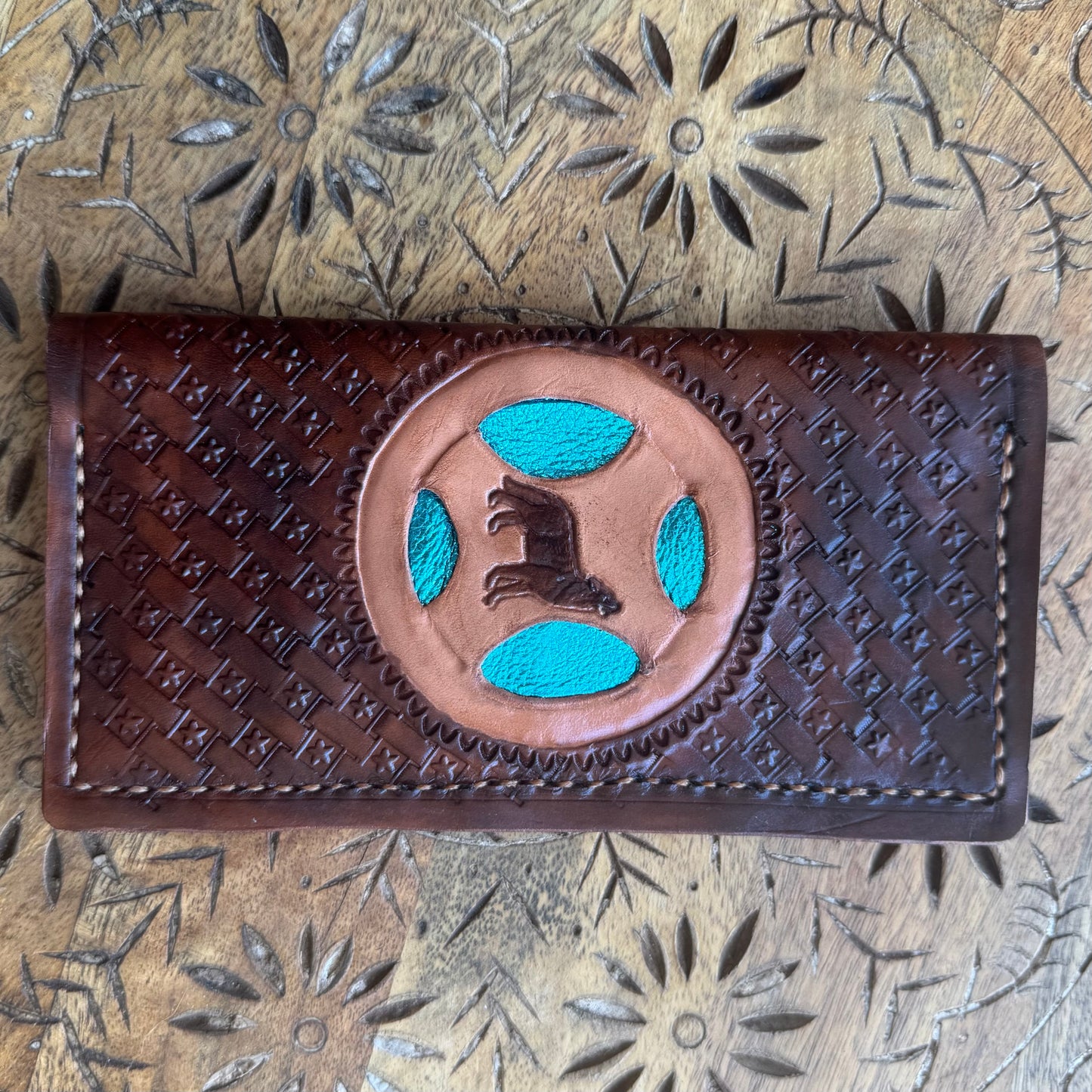 Women’s Wolf Leather Wallet