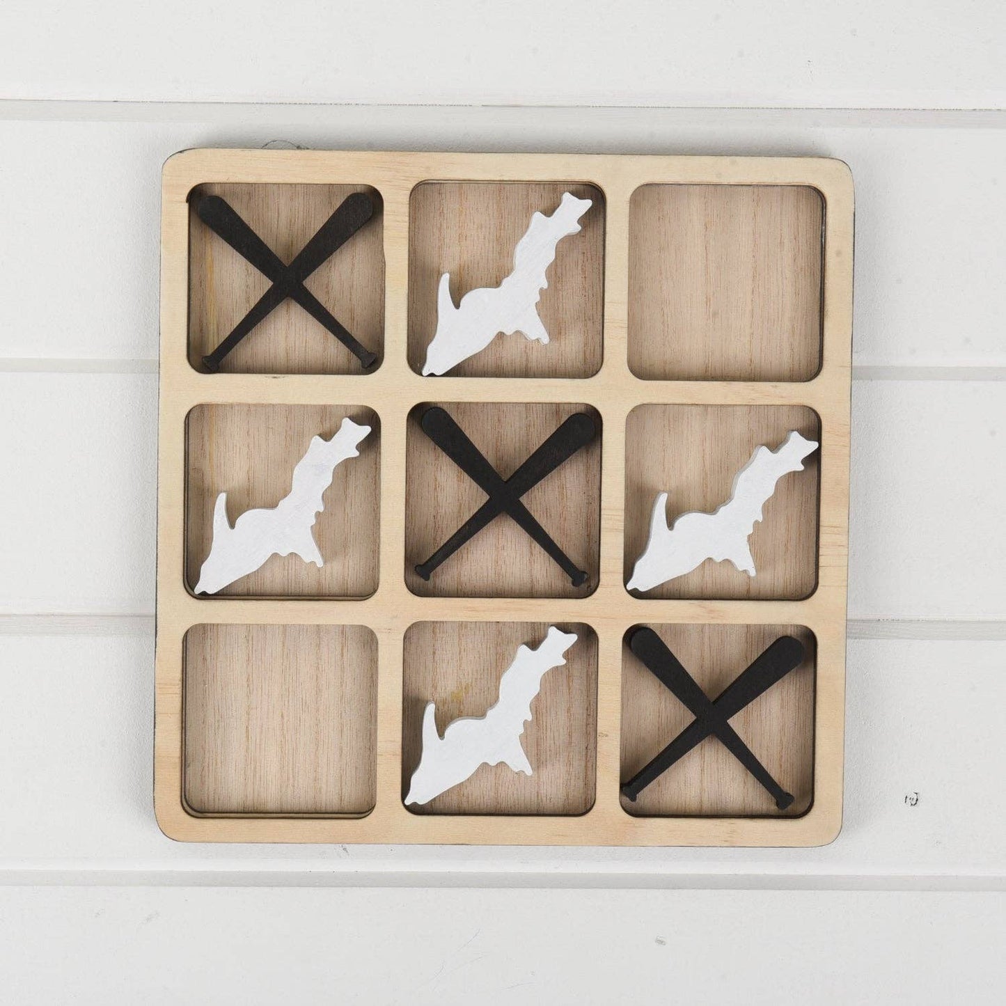 Michigan Upper Peninsula Tic Tac Toe Board