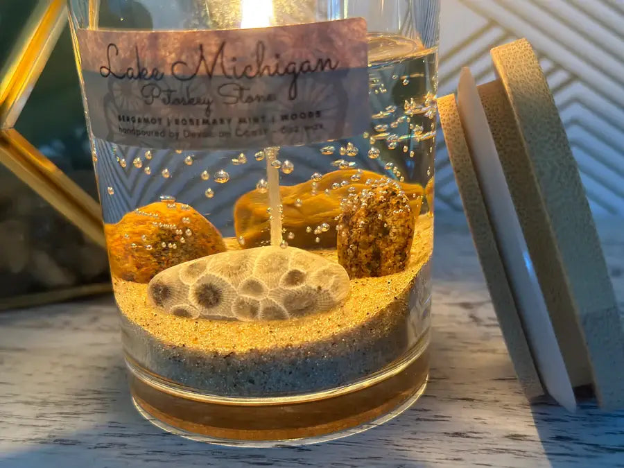 Lake Michigan Petoskey Stone Gel Candle – Medium 6oz Wax