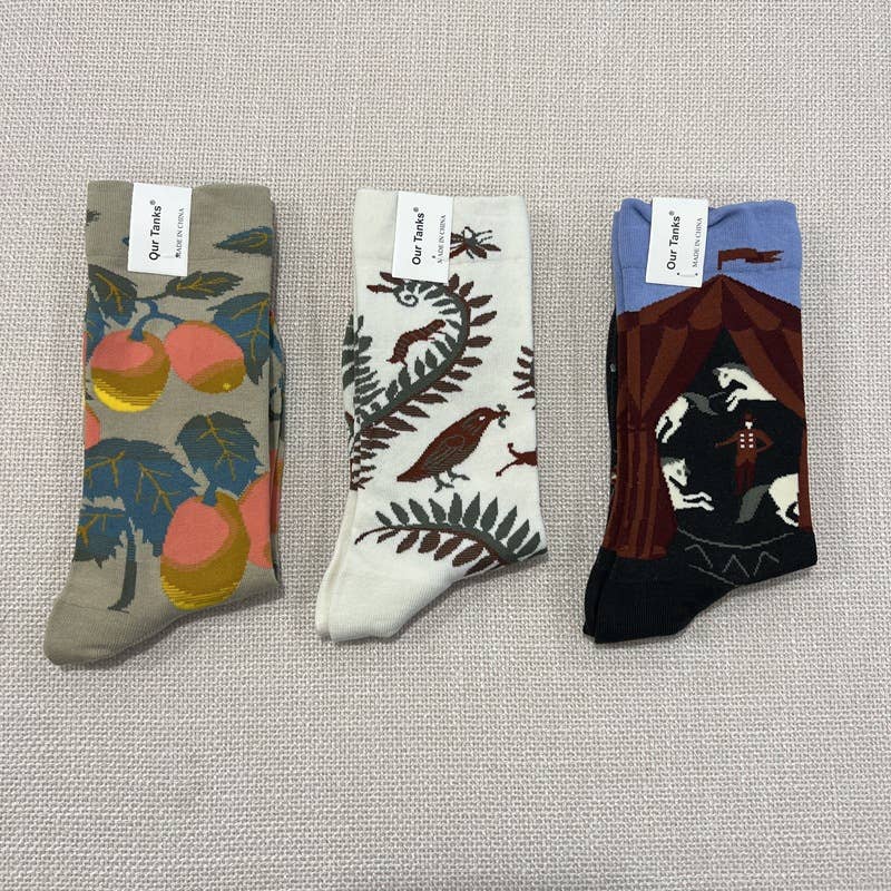 Retro oil painting style colorful print mid-calf socks