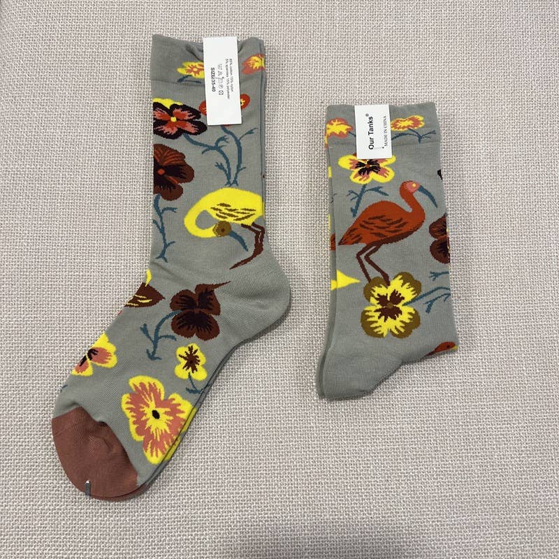 Retro oil painting style colorful print mid-calf socks