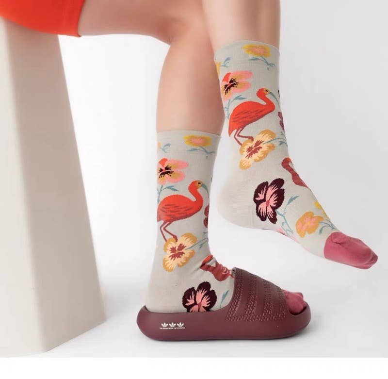 Retro oil painting style colorful print mid-calf socks