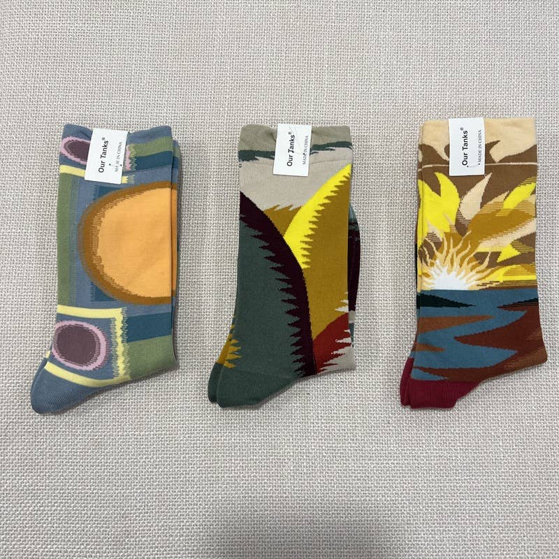 Retro oil painting style colorful print mid-calf socks