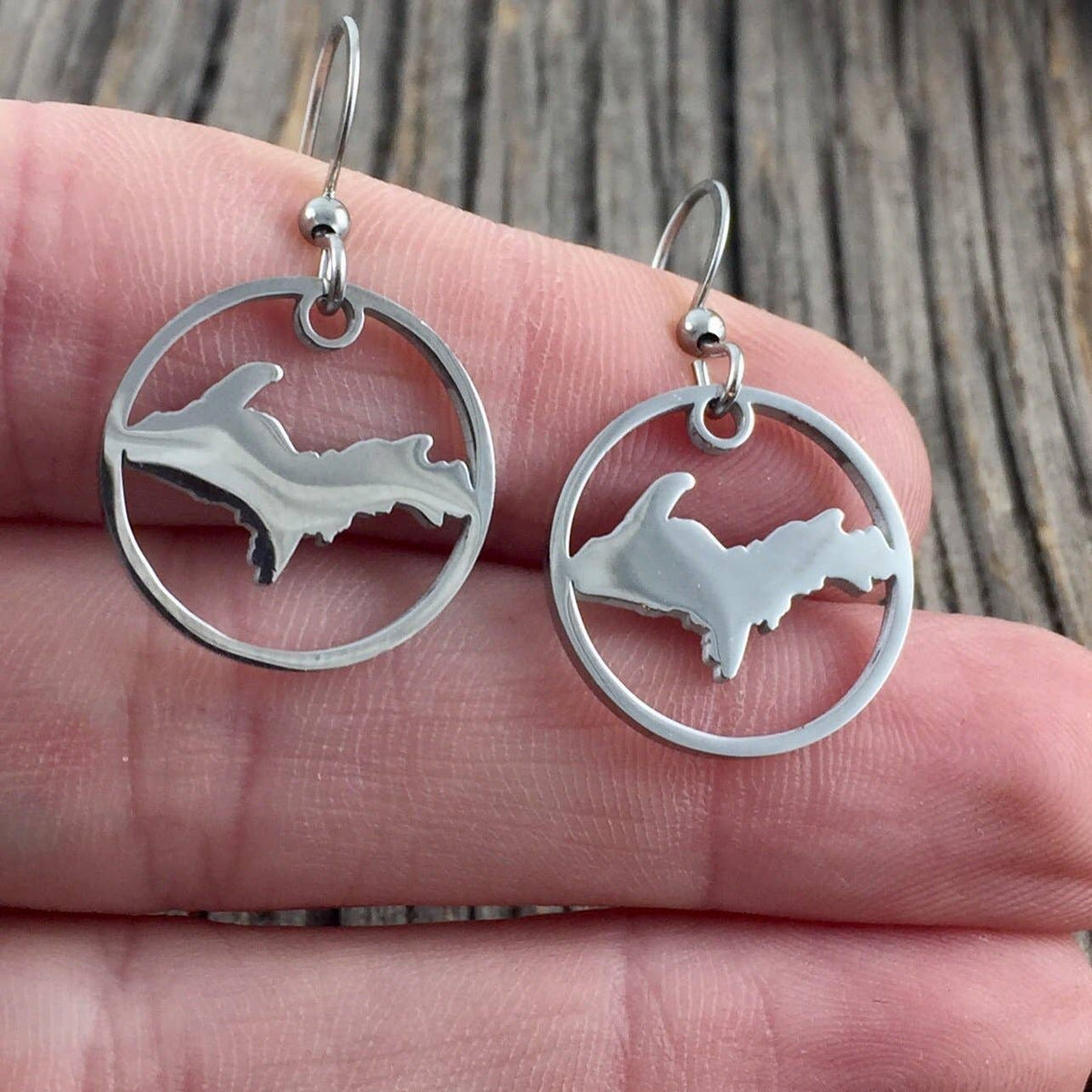 UP Circle Outline Earrings