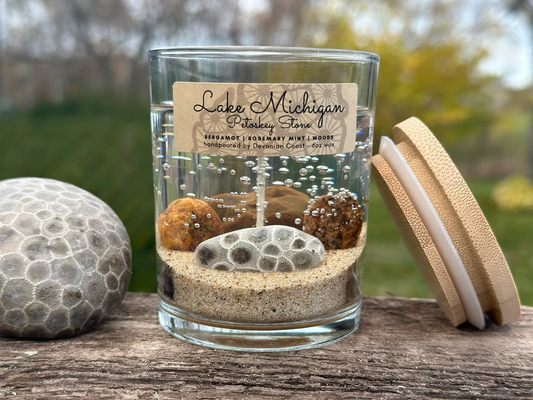 Lake Michigan Petoskey Stone Gel Candle – Medium 6oz Wax